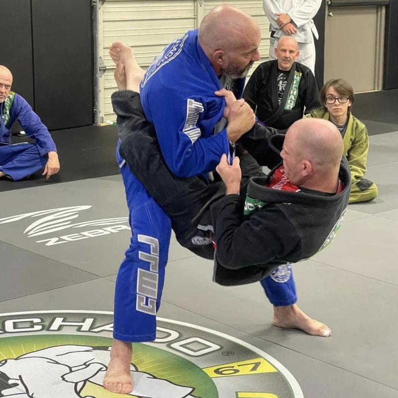 Master Carlos Machado teaching a seminar